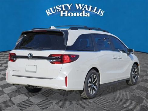 New 2025 Honda Odyssey EX-L image 2
