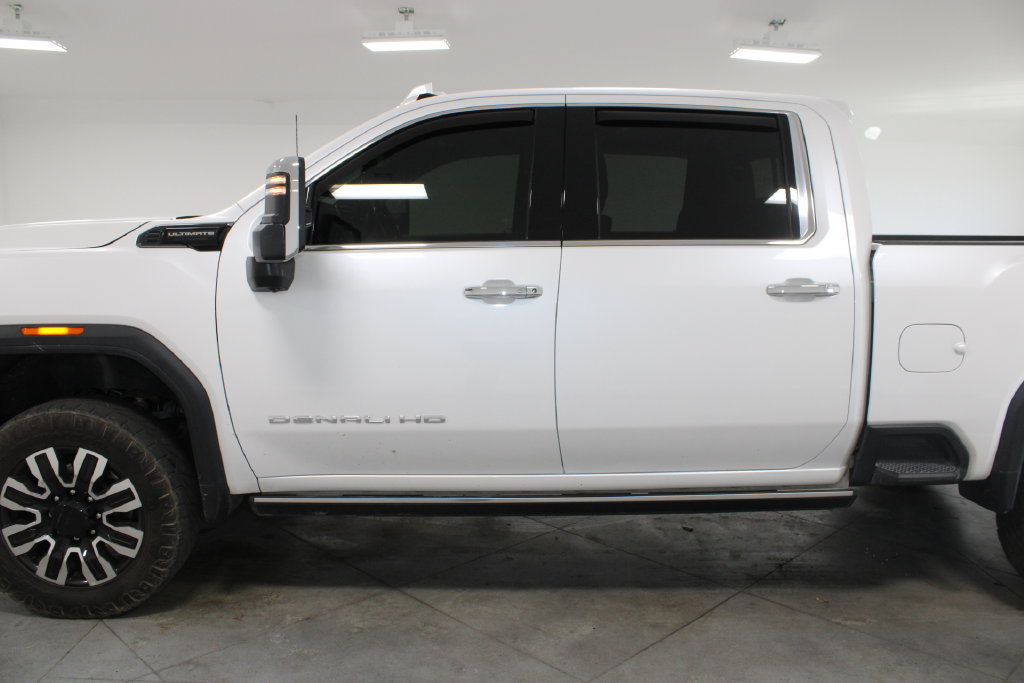Used 2025 GMC Sierra 3500 Denali Ultimate AWD/4WD image 6