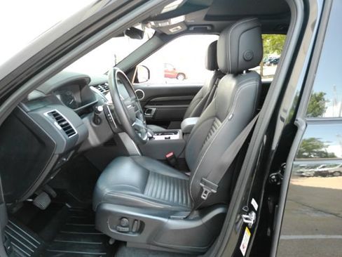 Used 2023 Land Rover Discovery S AWD/4WD image 16