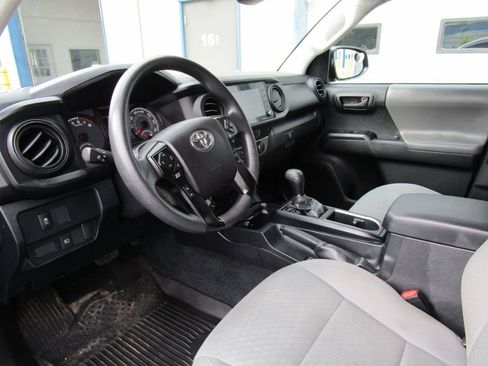 Used 2021 Toyota Tacoma SR w/ SX Package AWD/4WD image 13