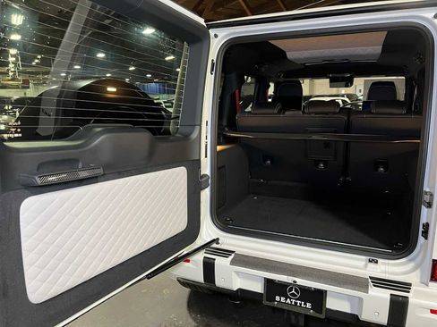 New 2025 Mercedes-Benz G 63 AMG 4MATIC image 17