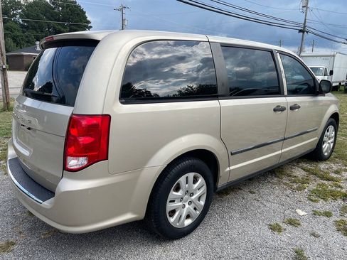 Used 2014 Dodge Grand Caravan American Value Package FWD image 7
