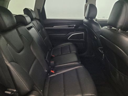 Used 2021 Kia Telluride LX FWD image 19