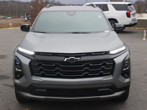 New 2026 Chevrolet Equinox LT w/ Convenience Package II image 2