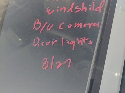 Used 2025 Volkswagen Jetta SE image 32