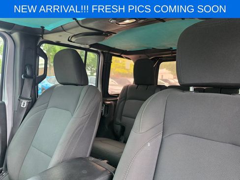 Used 2018 Jeep Wrangler Unlimited Sport S AWD/4WD image 10