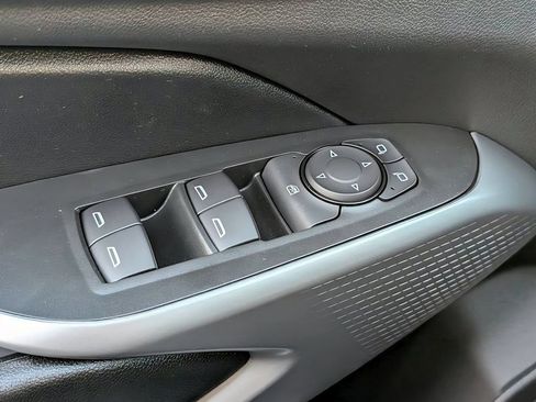 New 2026 Chevrolet Trax RS FWD image 19