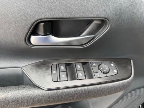 New 2026 Nissan Kicks SV FWD image 16