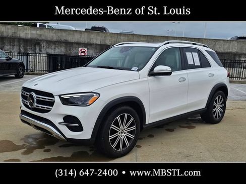 Used 2025 Mercedes-Benz GLE 450e 4MATIC image 5