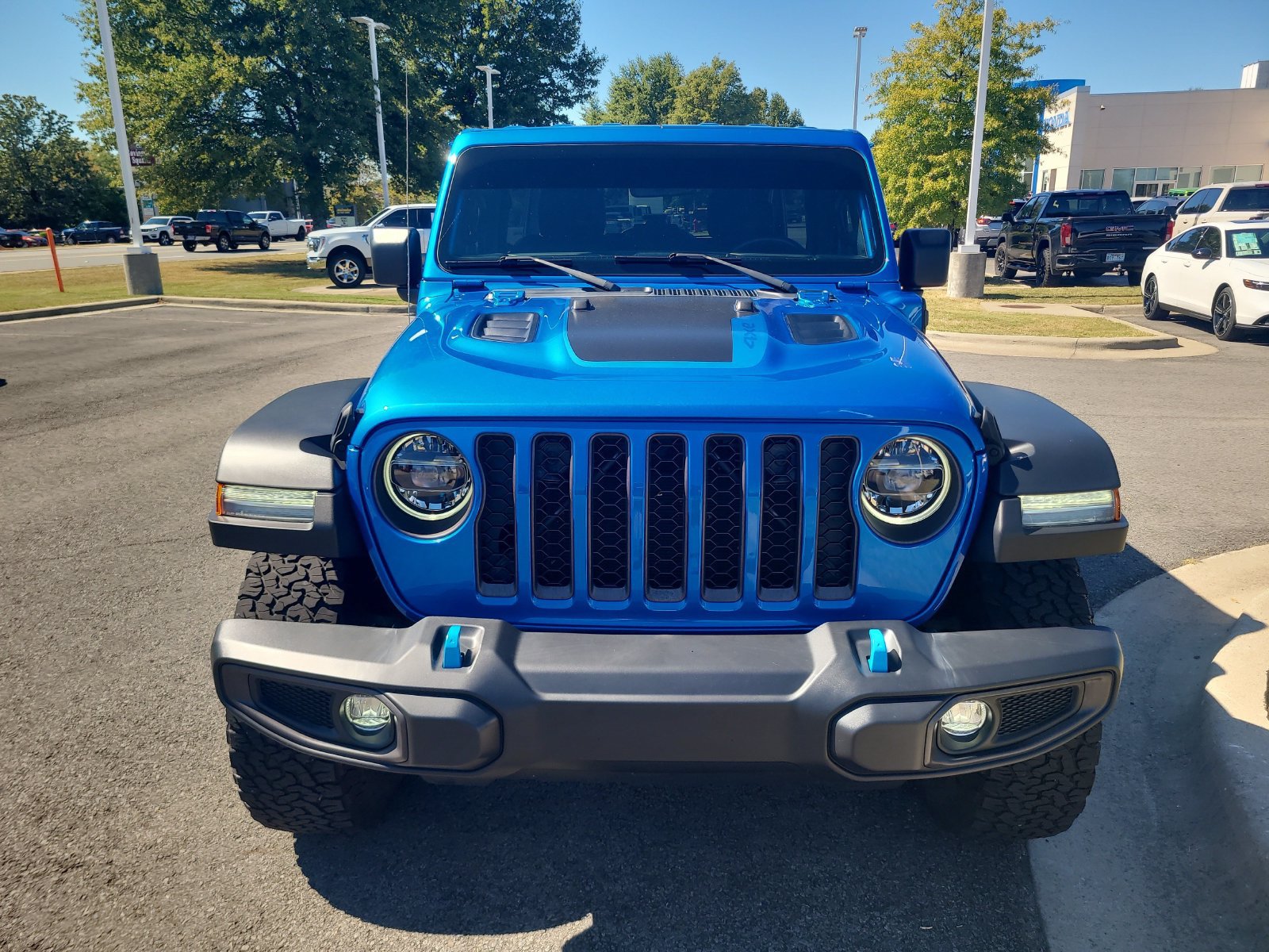 Used 2022 Jeep Wrangler Unlimited Rubicon 4xe w/ Cold Weather Group AWD/4WD image 8