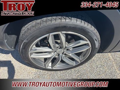 Used 2019 Cadillac XT4 Sport image 21