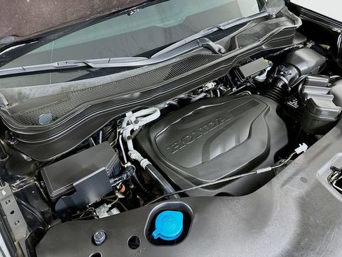 Certified 2023 Honda Passport TrailSport image 26