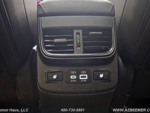 Used 2025 Subaru Outback Wilderness AWD/4WD image 35