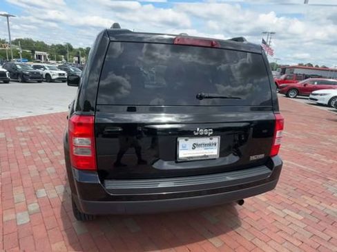 Used 2017 Jeep Patriot Sport w/ Power Value Group FWD image 9