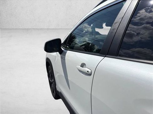 Used 2023 Toyota Corolla Cross AWD Hybrid w/ Convenience Package image 29