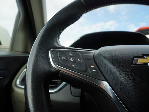 Used 2021 Chevrolet Equinox LT image 20