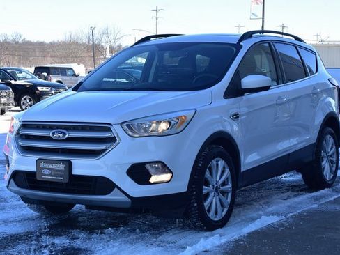 Used 2019 Ford Escape SEL image 12