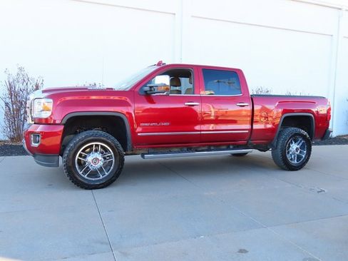 Used 2018 GMC Sierra 2500 Denali w/ Duramax Plus Package image 5