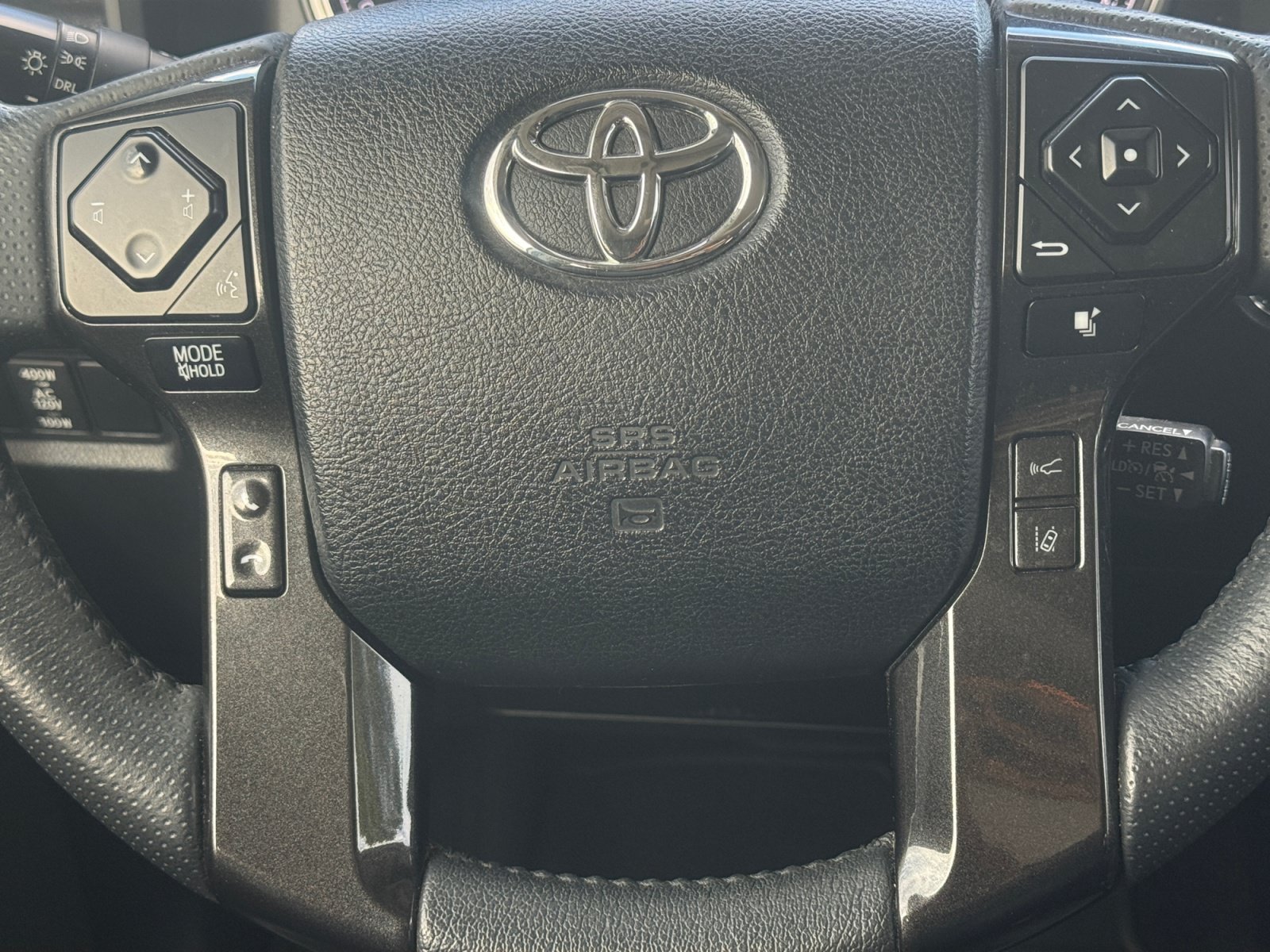 Used 2020 Toyota 4Runner Venture w/ Moonroof Package AWD/4WD image 19