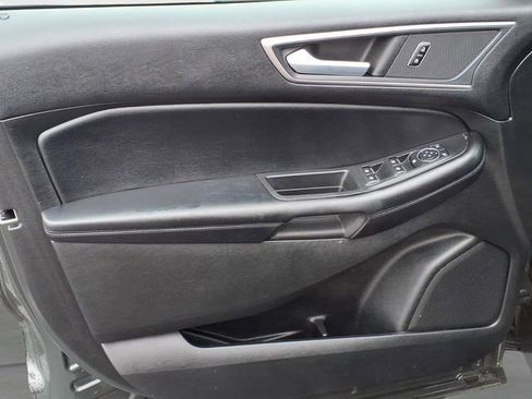 Used 2023 Ford Edge SEL AWD/4WD image 18