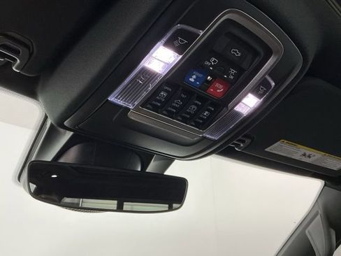 Used 2020 RAM 1500 Limited AWD/4WD image 22