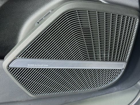Used 2024 Audi SQ5 Prestige AWD/4WD image 21