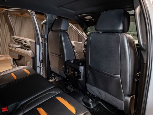 Used 2024 GMC Sierra 2500 AT4 w/ AT4 Preferred Package image 26