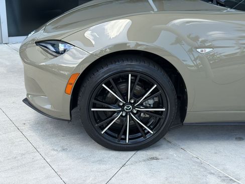 Used 2024 MAZDA MX-5 Miata Grand Touring w/ Weather Package RWD image 12