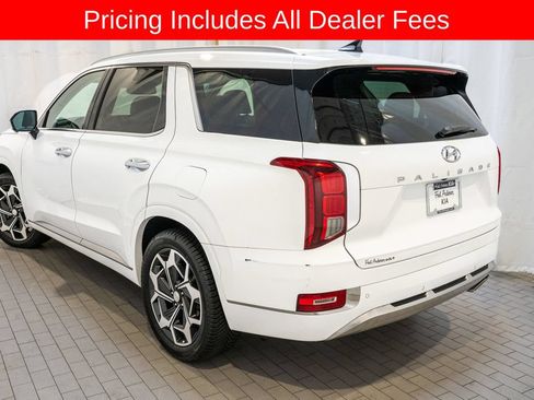 Used 2022 Hyundai Palisade Calligraphy FWD image 3