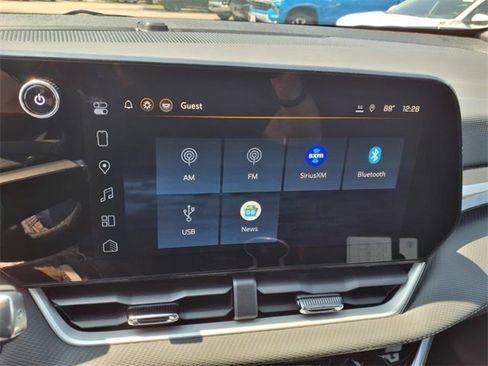 New 2026 Chevrolet Equinox LT w/ LPO, Floor Liner Package image 18