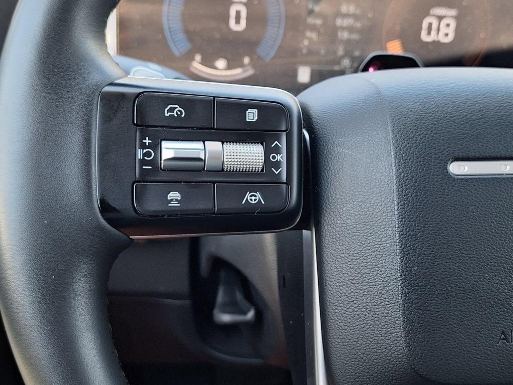 New 2025 Hyundai Santa Fe XRT AWD/4WD image 17