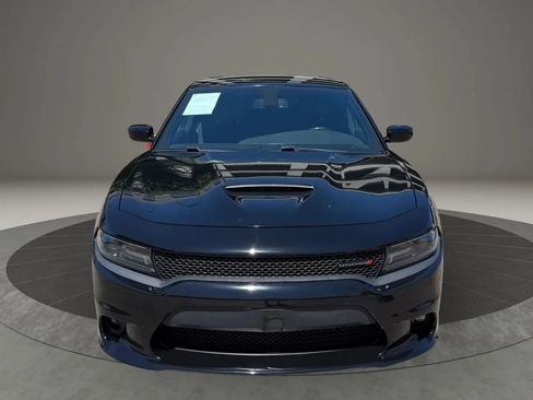 Used 2019 Dodge Charger GT RWD image 3