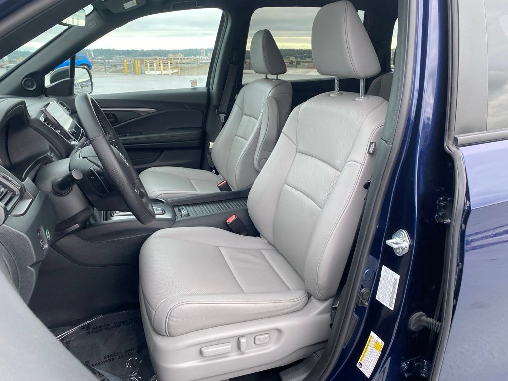 Used 2023 Honda Passport EX-L image 18