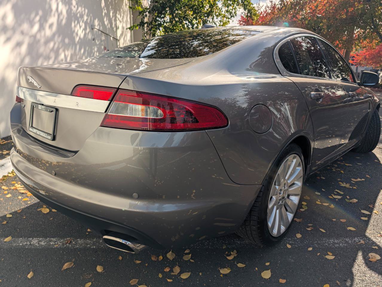 Used 2009 Jaguar XF Premium RWD image 6