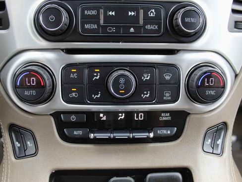 Used 2019 GMC Yukon SLT RWD image 21