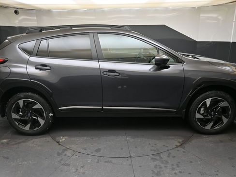 New 2026 Subaru Crosstrek 2.5i Limited w/ Crosstrek Mirror Package image 4
