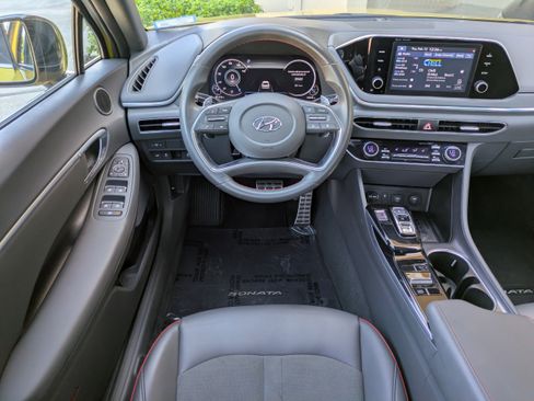 Used 2020 Hyundai Sonata SEL Plus w/ Cargo Package image 12