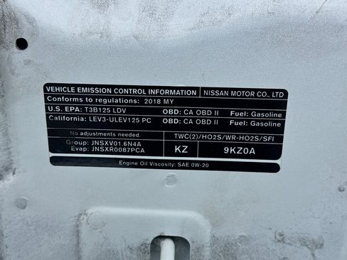 Used 2018 Nissan Versa SV FWD image 17