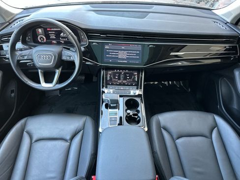 Used 2023 Audi Q7 3.0T Premium Plus w/ Premium Plus Package AWD/4WD image 3
