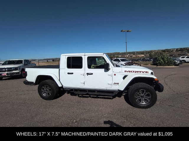 Used 2025 Jeep Gladiator Mojave AWD/4WD image 4