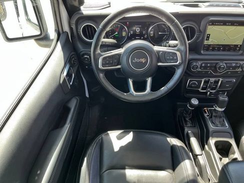 Used 2023 Jeep Wrangler Unlimited Sahara w/ Cold Weather Group AWD/4WD image 10