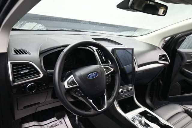 Used 2024 Ford Edge SEL AWD/4WD image 13