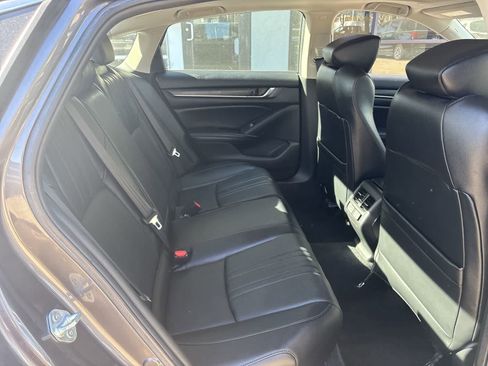 Certified 2021 Honda Accord EX-L image 17