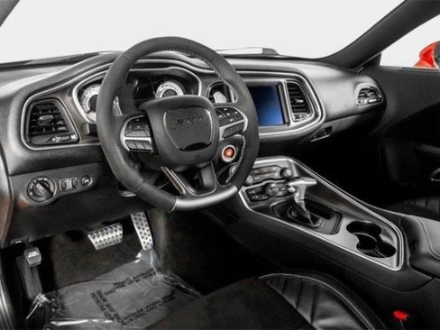Used 2018 Dodge Challenger SRT Demon RWD image 2