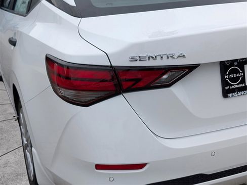 New 2025 Nissan Sentra S image 12