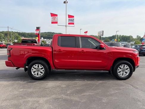 Used 2023 Nissan Frontier SV w/ SV Convenience Package AWD/4WD image 3
