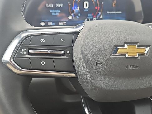 Used 2026 Chevrolet Equinox LT AWD/4WD image 21