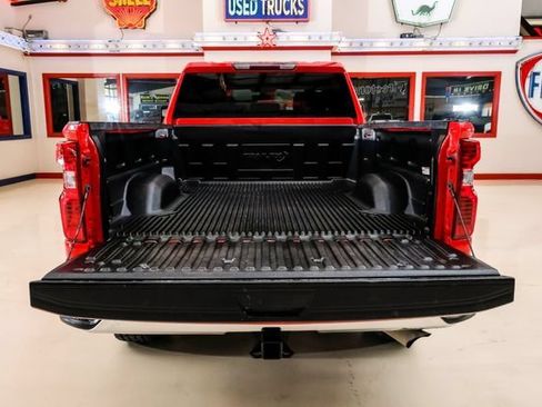 Used 2023 Chevrolet Silverado 2500 LT w/ Z71 Off-Road Package AWD/4WD image 8