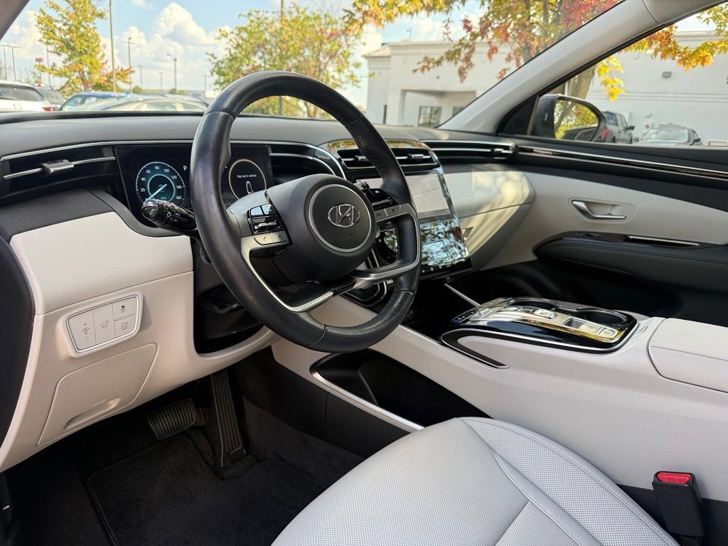 Used 2024 Hyundai Tucson Limited AWD/4WD image 25