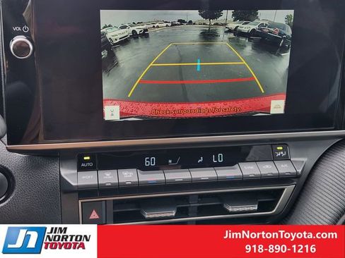 Used 2025 Toyota Camry SE w/ Multimedia Upgrade Package AWD/4WD image 19